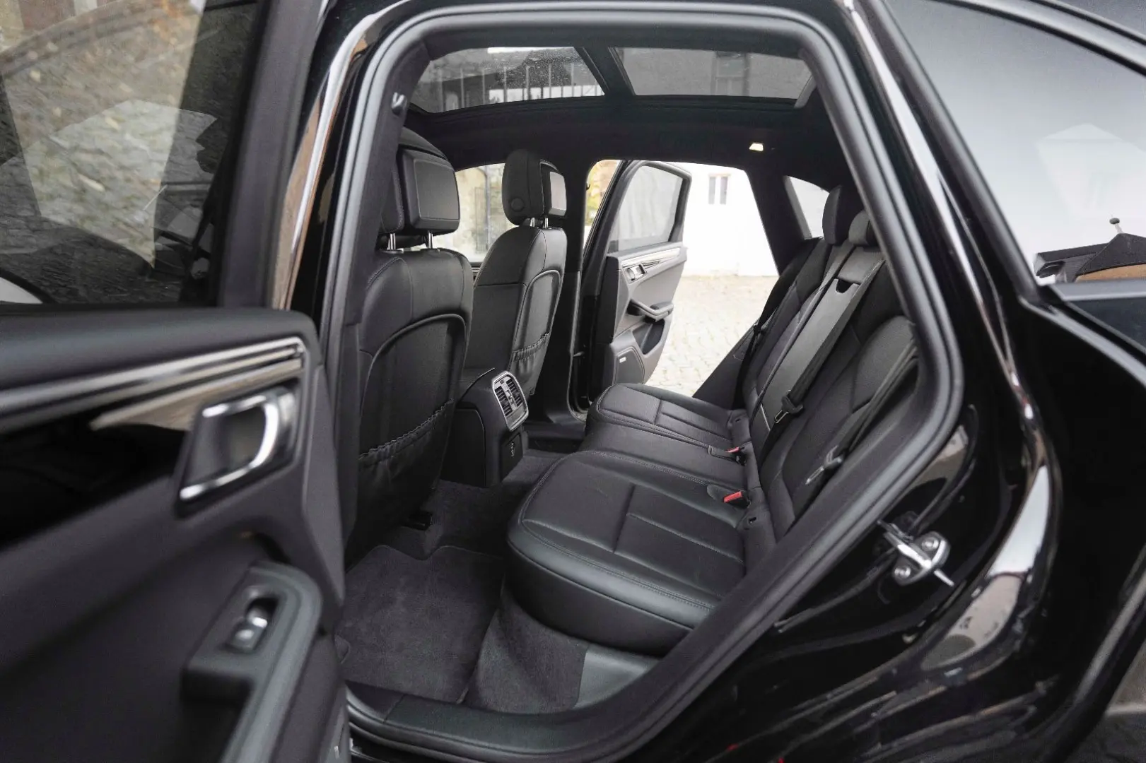 Macan LED 360  BOSE PANO NAV SZH 14 WEGE MEMORY