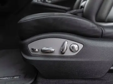 Macan LED 360  BOSE PANO NAV SZH 14 WEGE MEMORY