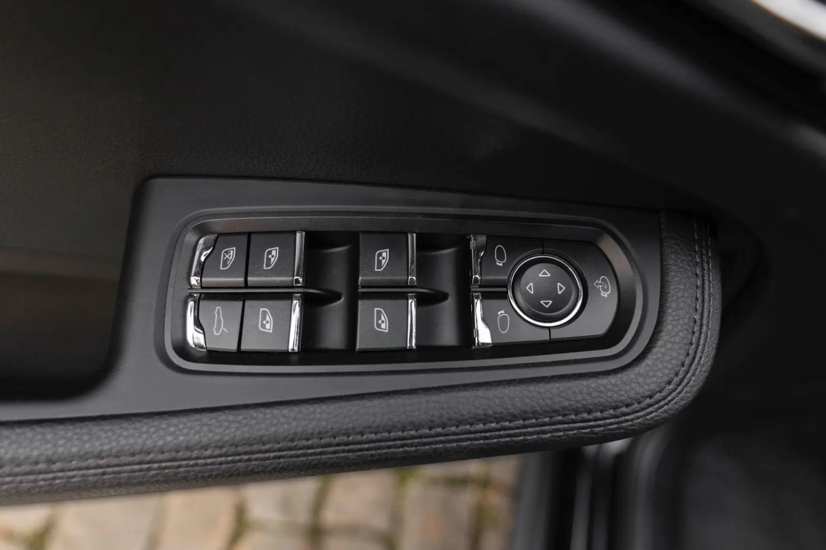 Macan LED 360  BOSE PANO NAV SZH 14 WEGE MEMORY