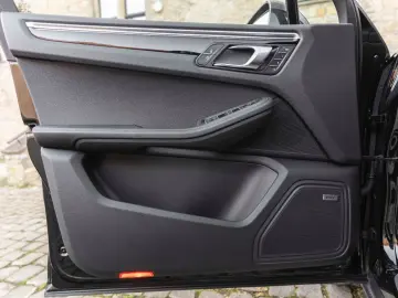 Macan LED 360  BOSE PANO NAV SZH 14 WEGE MEMORY