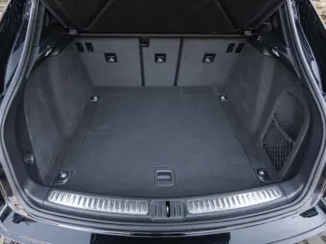 Macan LED 360  BOSE PANO NAV SZH 14 WEGE MEMORY