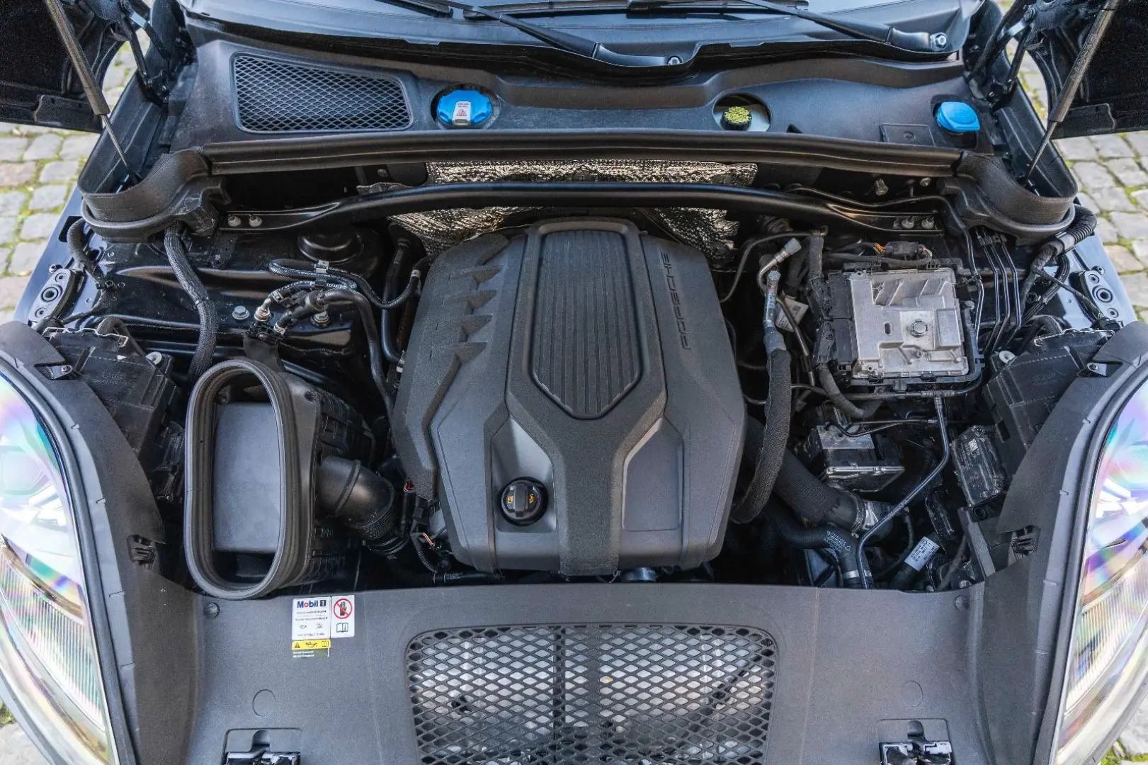 Macan LED 360  BOSE PANO NAV SZH 14 WEGE MEMORY