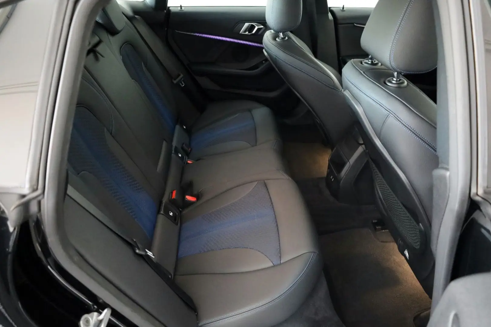 Gran Coupe 218i M Sport TLeder Navi LED SH  WR