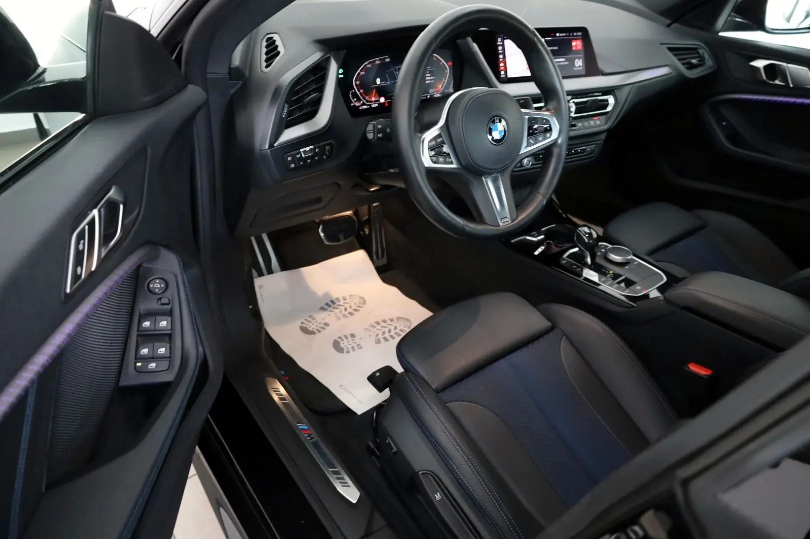 Gran Coupe 218i M Sport TLeder Navi LED SH  WR