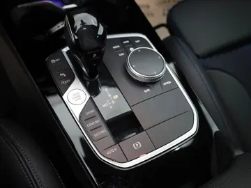 Gran Coupe 218i M Sport TLeder Navi LED SH  WR