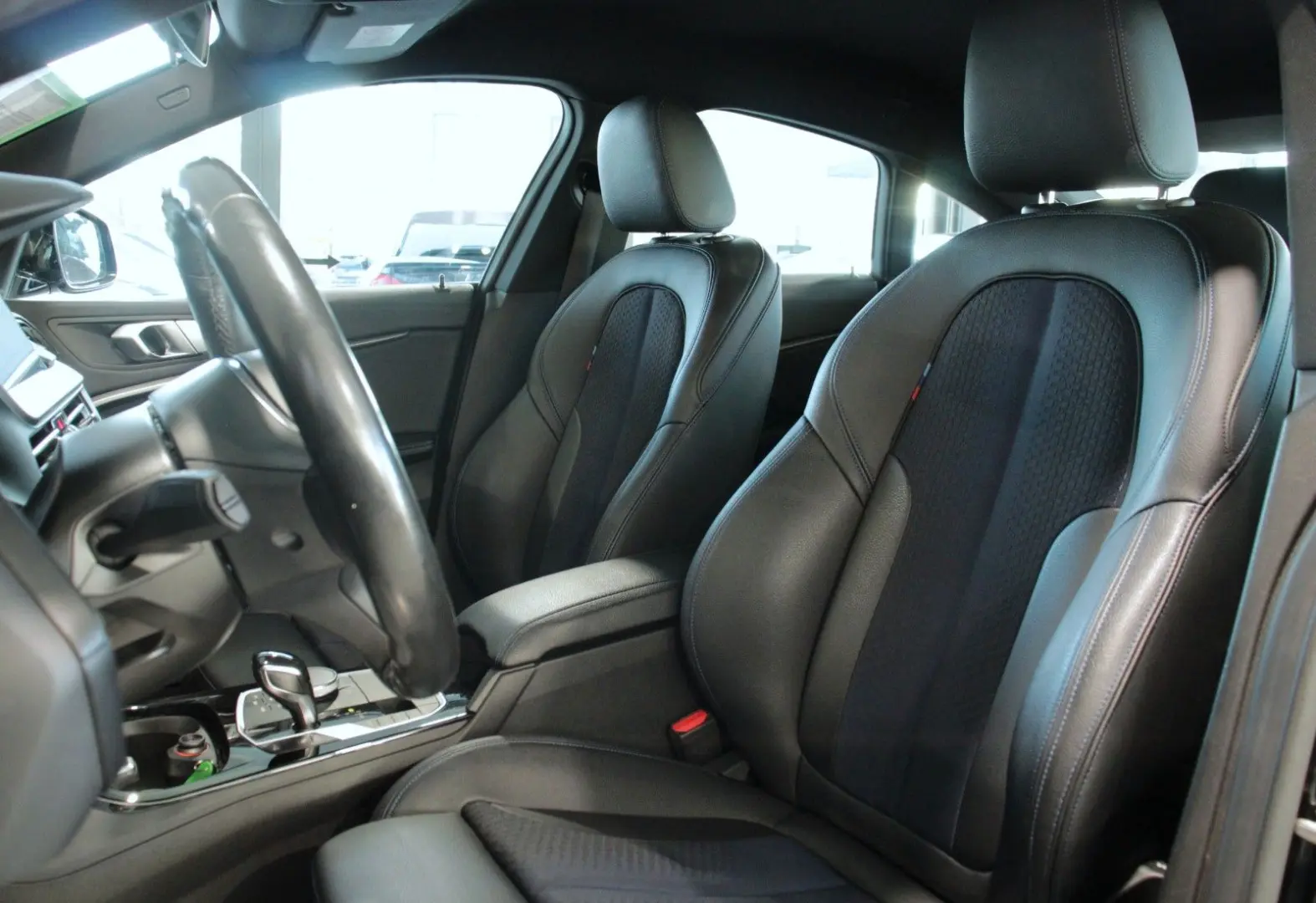 218i Gran Coupe (F44) M Sport  LED AppleCP SHZ