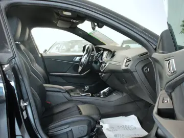 218i Gran Coupe (F44) M Sport  LED AppleCP SHZ