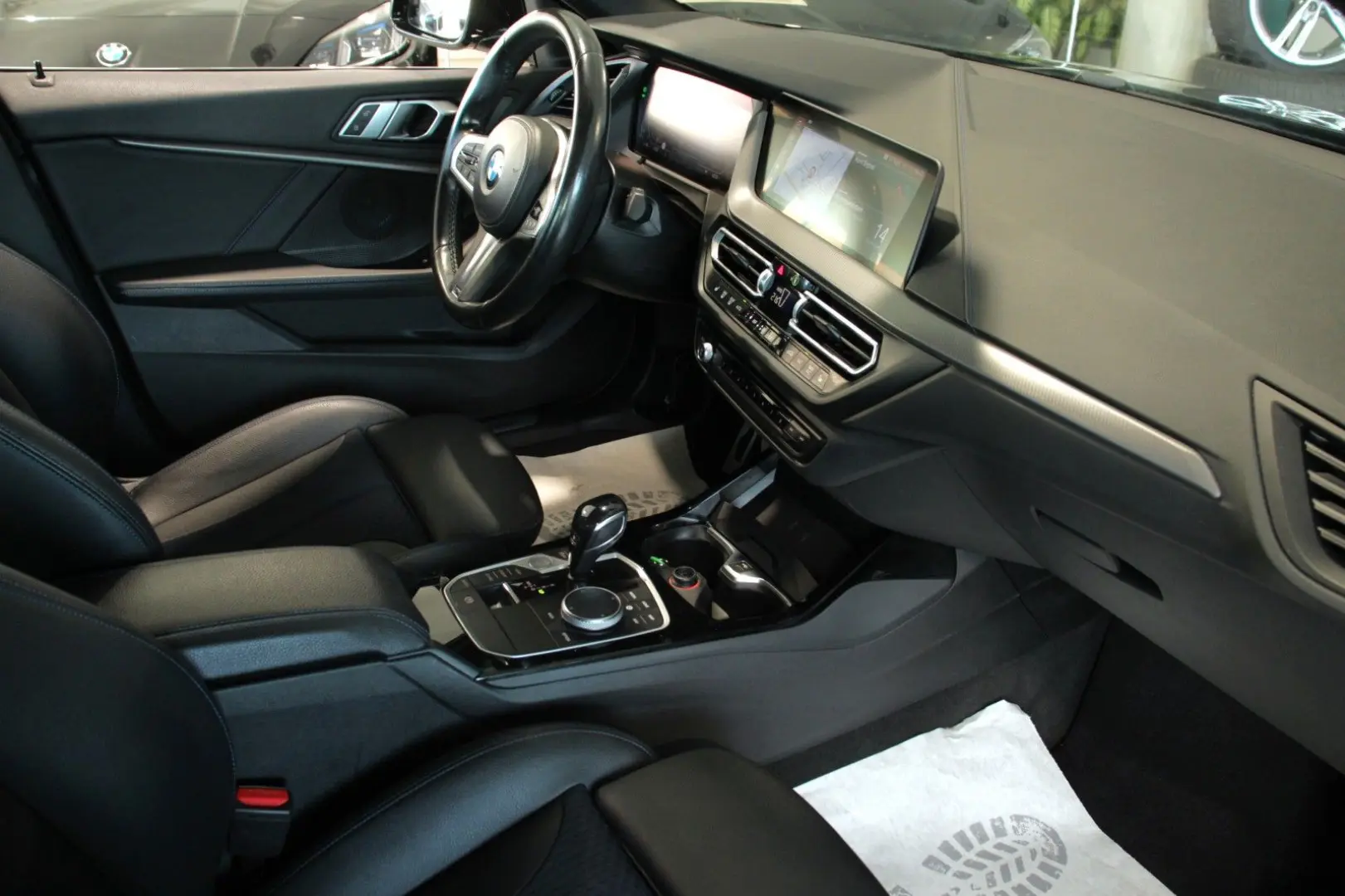 218i Gran Coupe (F44) M Sport  LED AppleCP SHZ