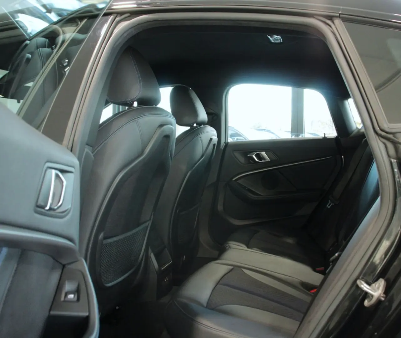 218i Gran Coupe (F44) M Sport  LED AppleCP SHZ