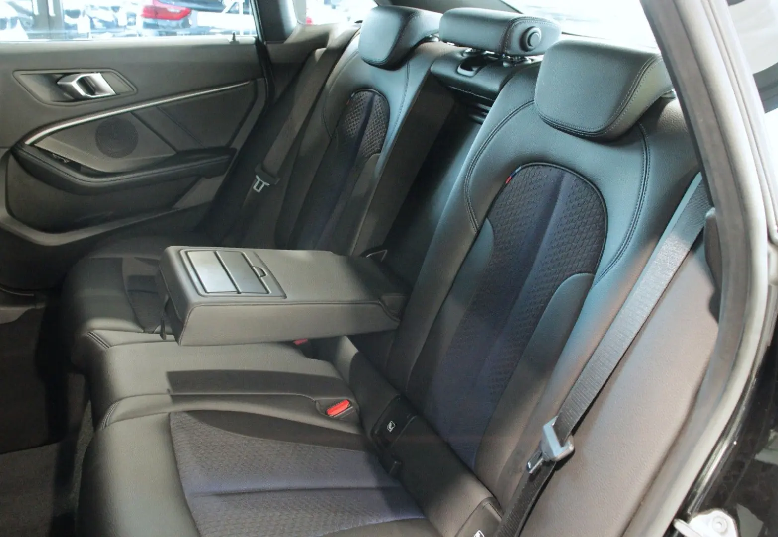 218i Gran Coupe (F44) M Sport  LED AppleCP SHZ