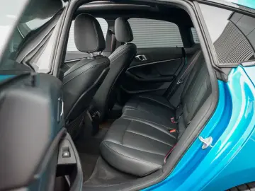 218 Gran Coupé 2-serie 218i M-Sport Automaat Pan