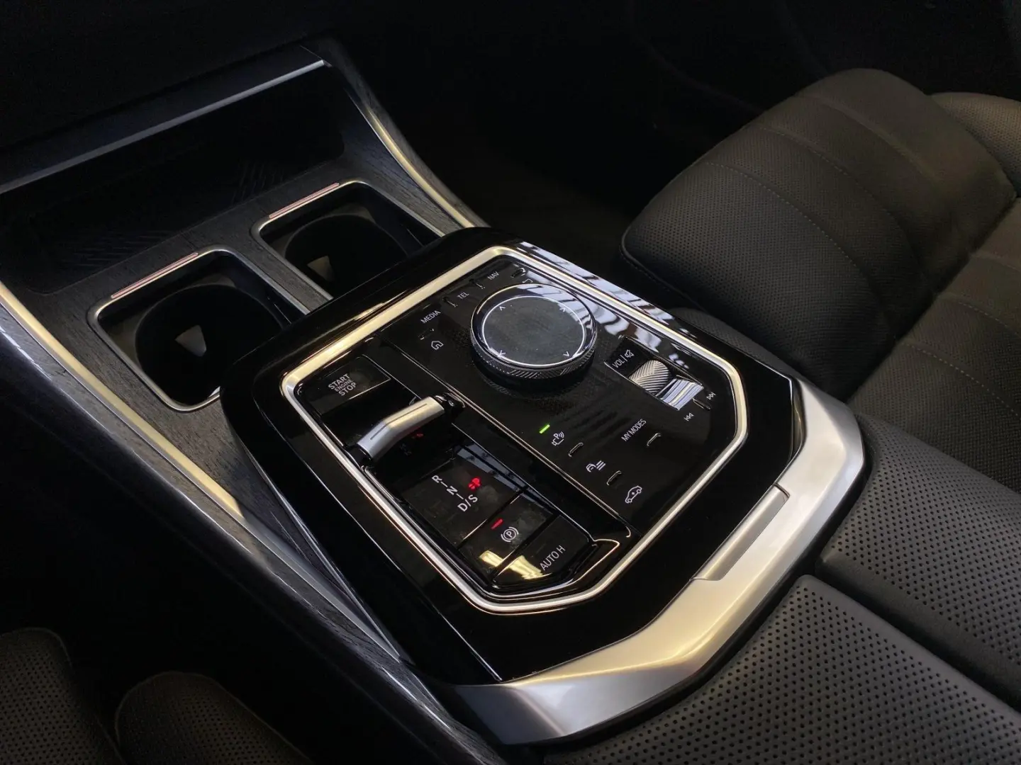 750e xDrive Selbstlenkende Systeme  360