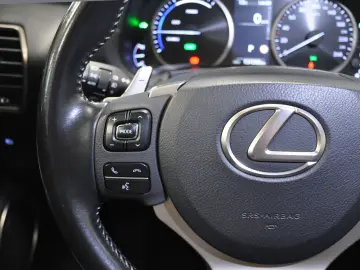 2020 Lexus NX 300h AWD Executive
