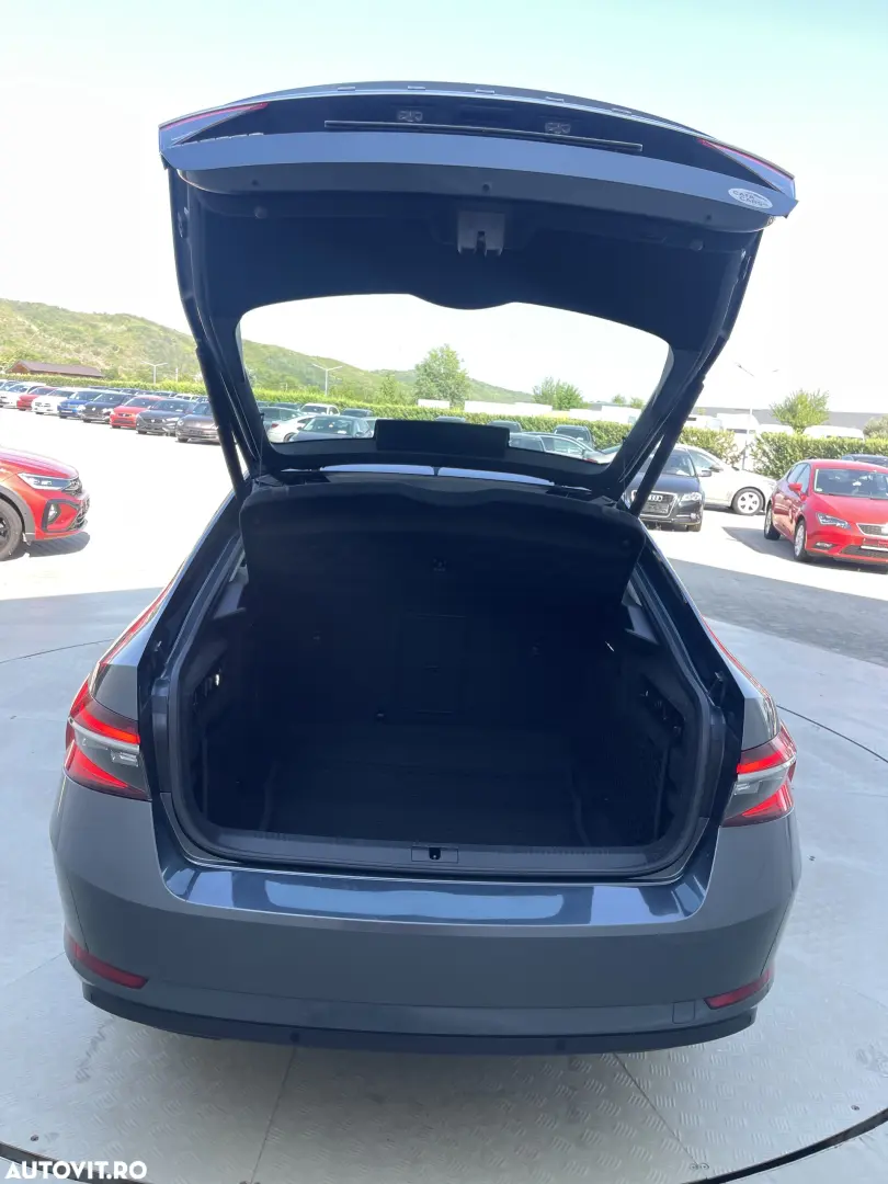 Skoda Superb 2.0 TDI DSG Selection