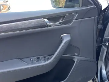 Skoda Superb 2.0 TDI DSG Selection