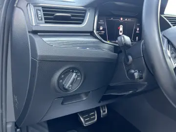 Skoda Superb 2.0 TDI DSG Selection