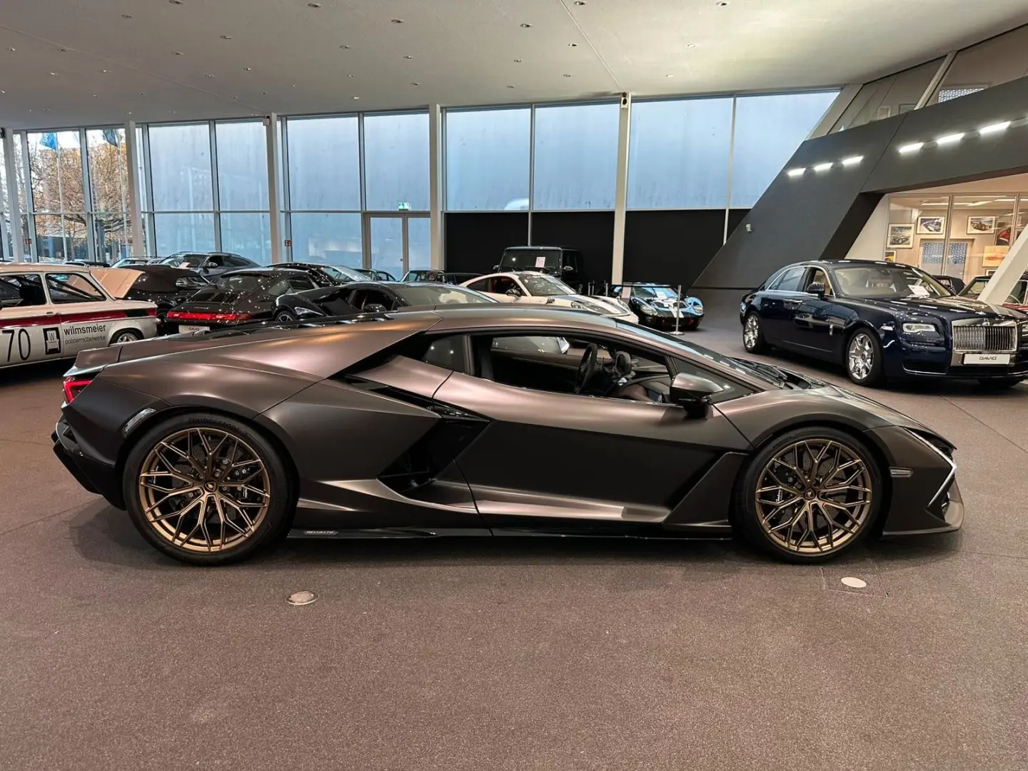 Revuelto Ad Personam Int & Ext Beifahrerdisplay