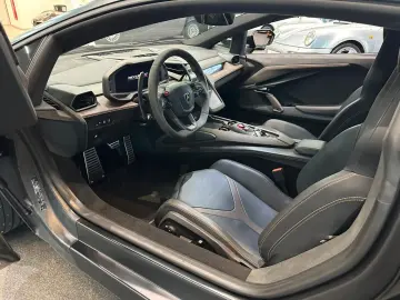 Revuelto Ad Personam Int & Ext Beifahrerdisplay