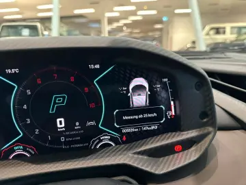 Revuelto Ad Personam Int & Ext Beifahrerdisplay