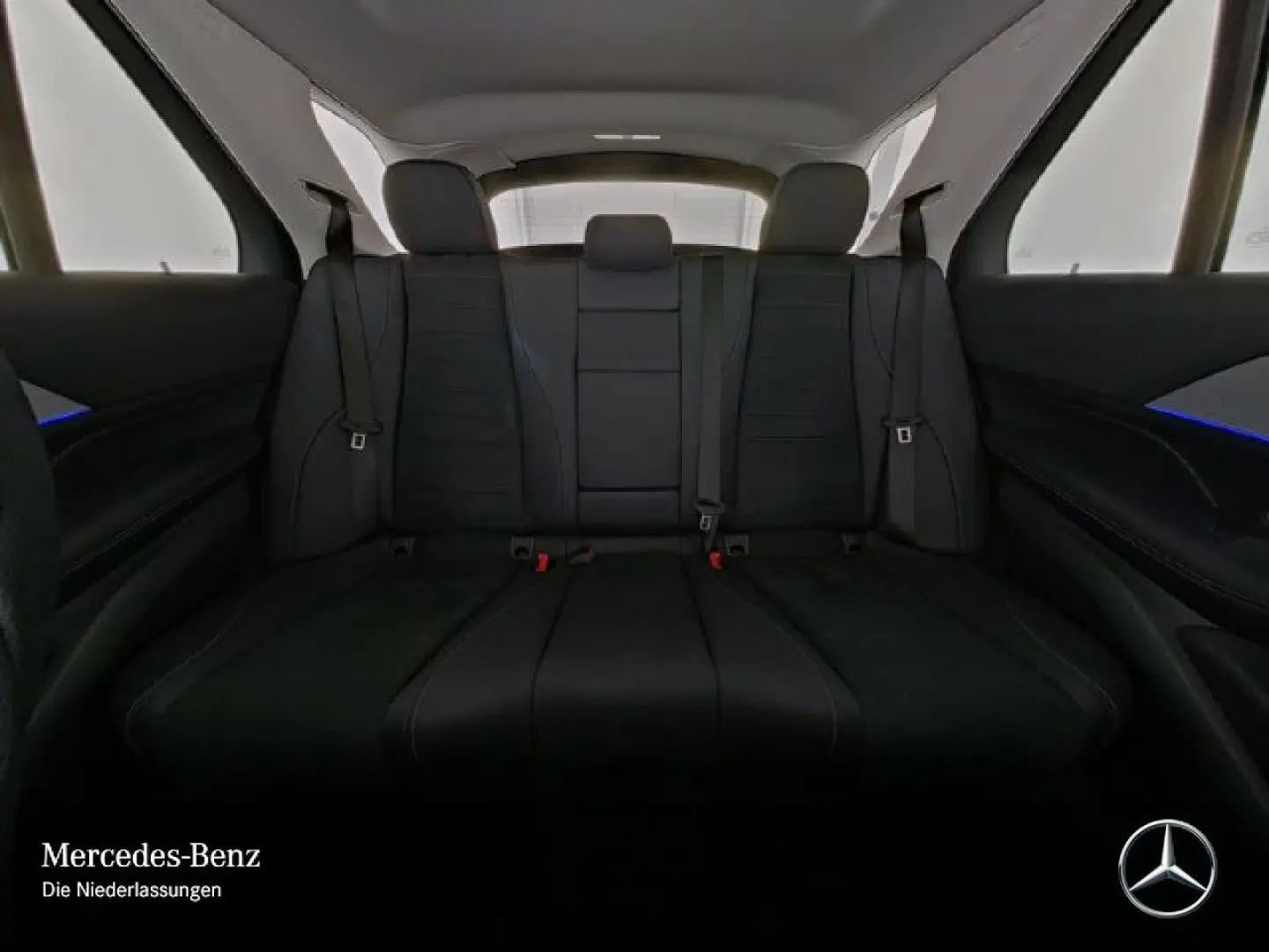 GLE 300 d 4M AMG Adv  360  Pano AHK Distr