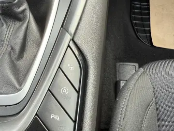 Ford Mondeo 2.0 TDCi  Automată