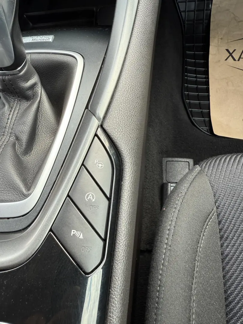 Ford Mondeo 2.0 TDCi  Automată