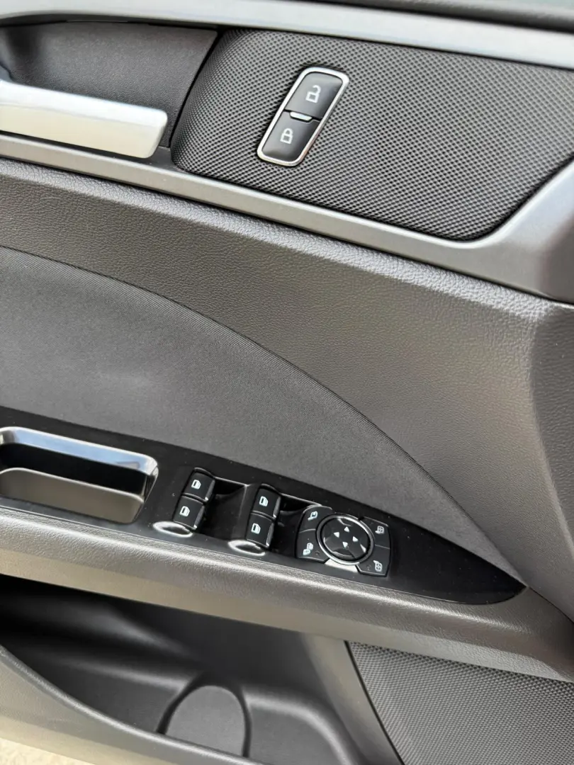 Ford Mondeo 2.0 TDCi  Automată