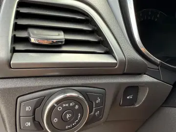 Ford Mondeo 2.0 TDCi  Automată