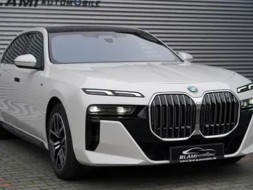 740 d xDrive M Sport SKYLOUNGE LUFT 360 B&W HUD