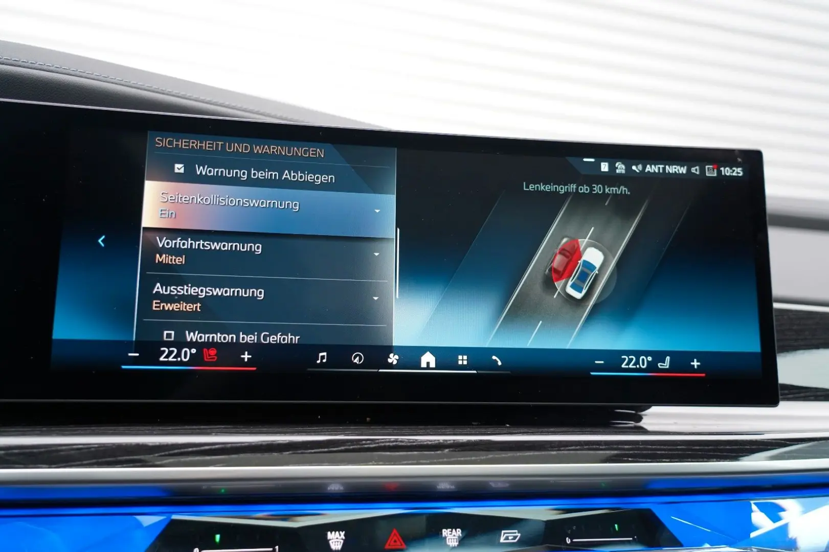 740 d xDrive M Sport SKYLOUNGE LUFT 360 B&W HUD