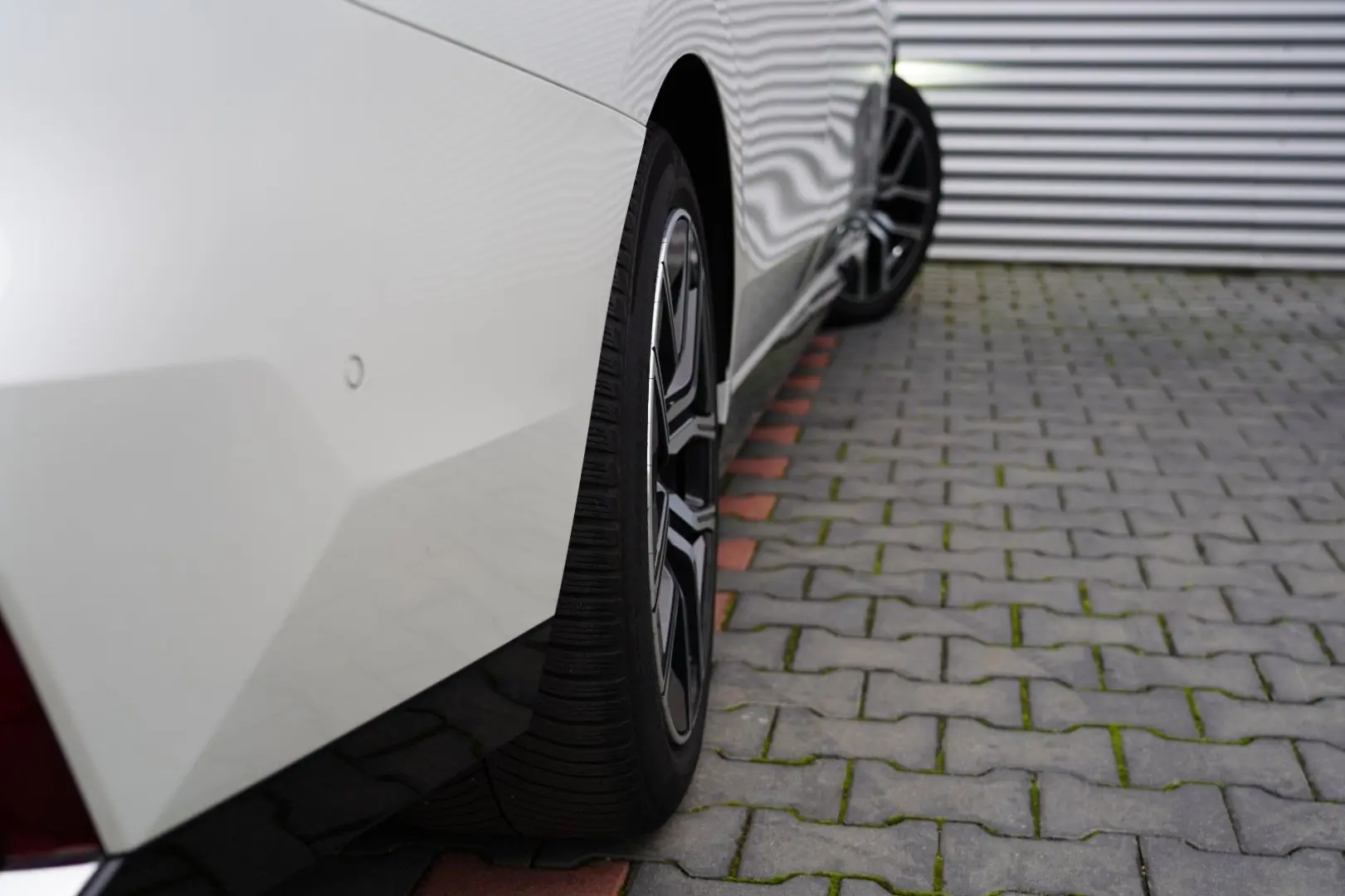 740 d xDrive M Sport SKYLOUNGE LUFT 360 B&W HUD