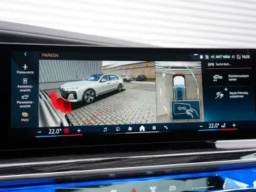 740 d xDrive M Sport SKYLOUNGE LUFT 360 B&W HUD