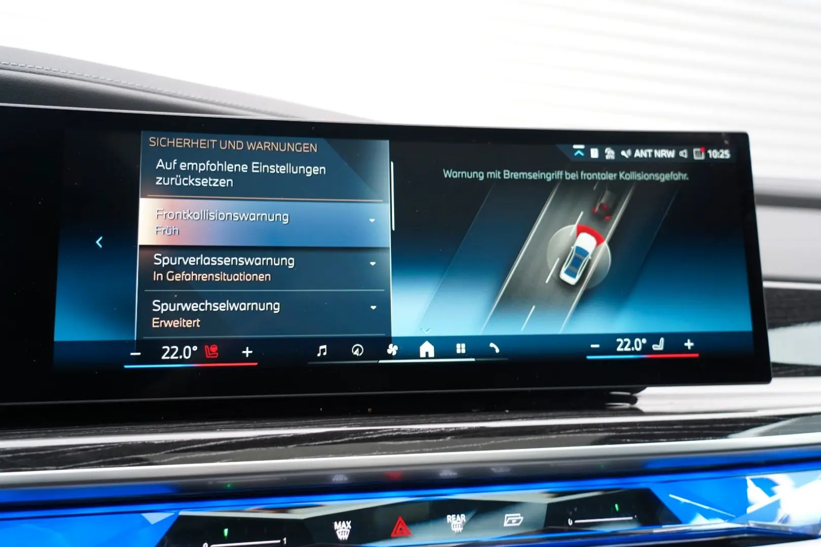 740 d xDrive M Sport SKYLOUNGE LUFT 360 B&W HUD