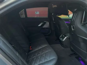 740d xDr. M-Sport Fond-Ent SkyL Autoba. 21  AHK