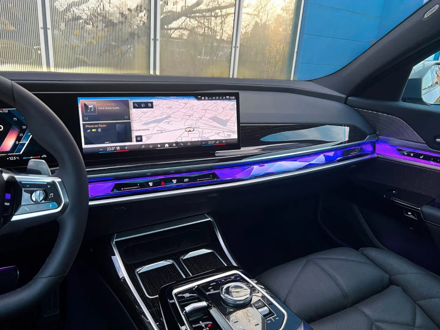 740d xDr. M-Sport Fond-Ent SkyL Autoba. 21  AHK