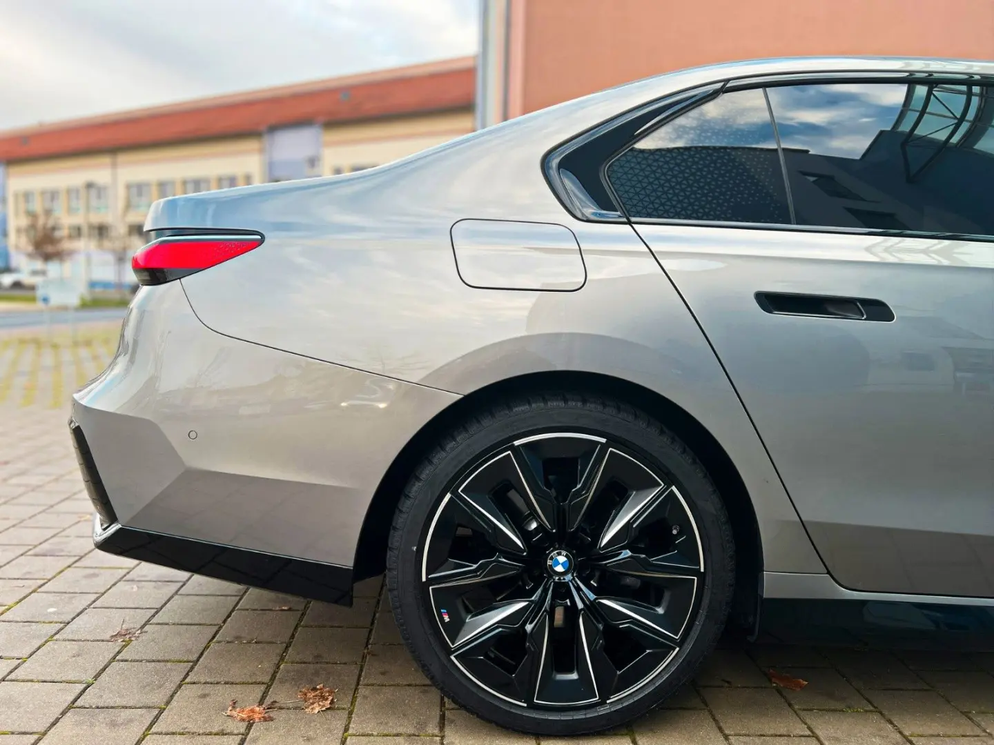 740d xDr. M-Sport Fond-Ent SkyL Autoba. 21  AHK