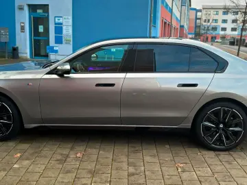 740d xDr. M-Sport Fond-Ent SkyL Autoba. 21  AHK