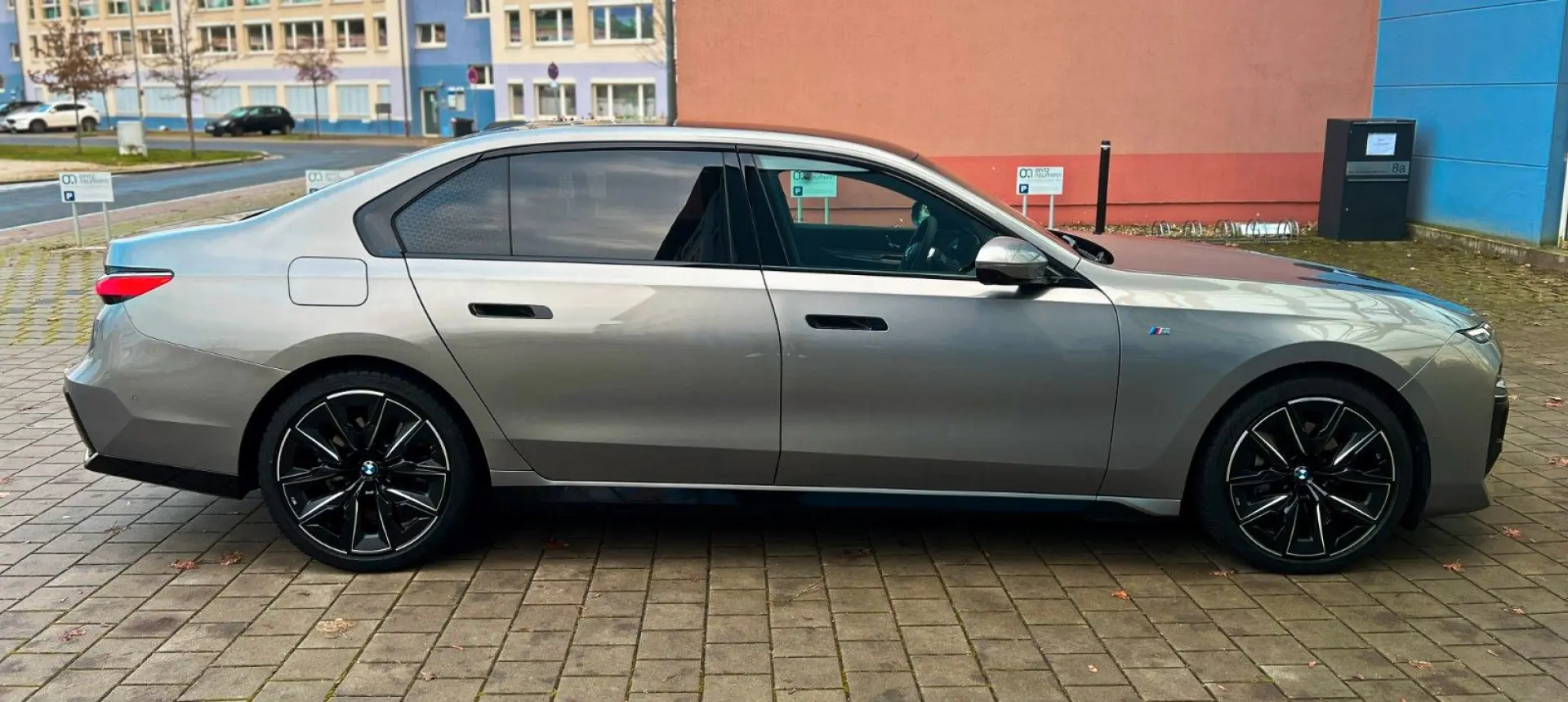 740d xDr. M-Sport Fond-Ent SkyL Autoba. 21  AHK