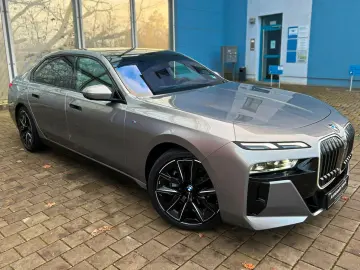 740d xDr. M-Sport Fond-Ent SkyL Autoba. 21  AHK