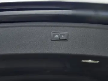 Audi Q5 2.0 TDI 204 CP quattro S tronic MHEV Advanced