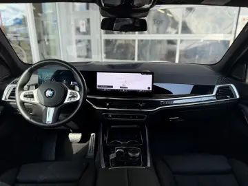 X5 40d xDrive M-SPORT LEDER Panorama 1. Hand