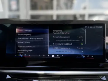 X5 40d xDrive M-SPORT LEDER Panorama 1. Hand