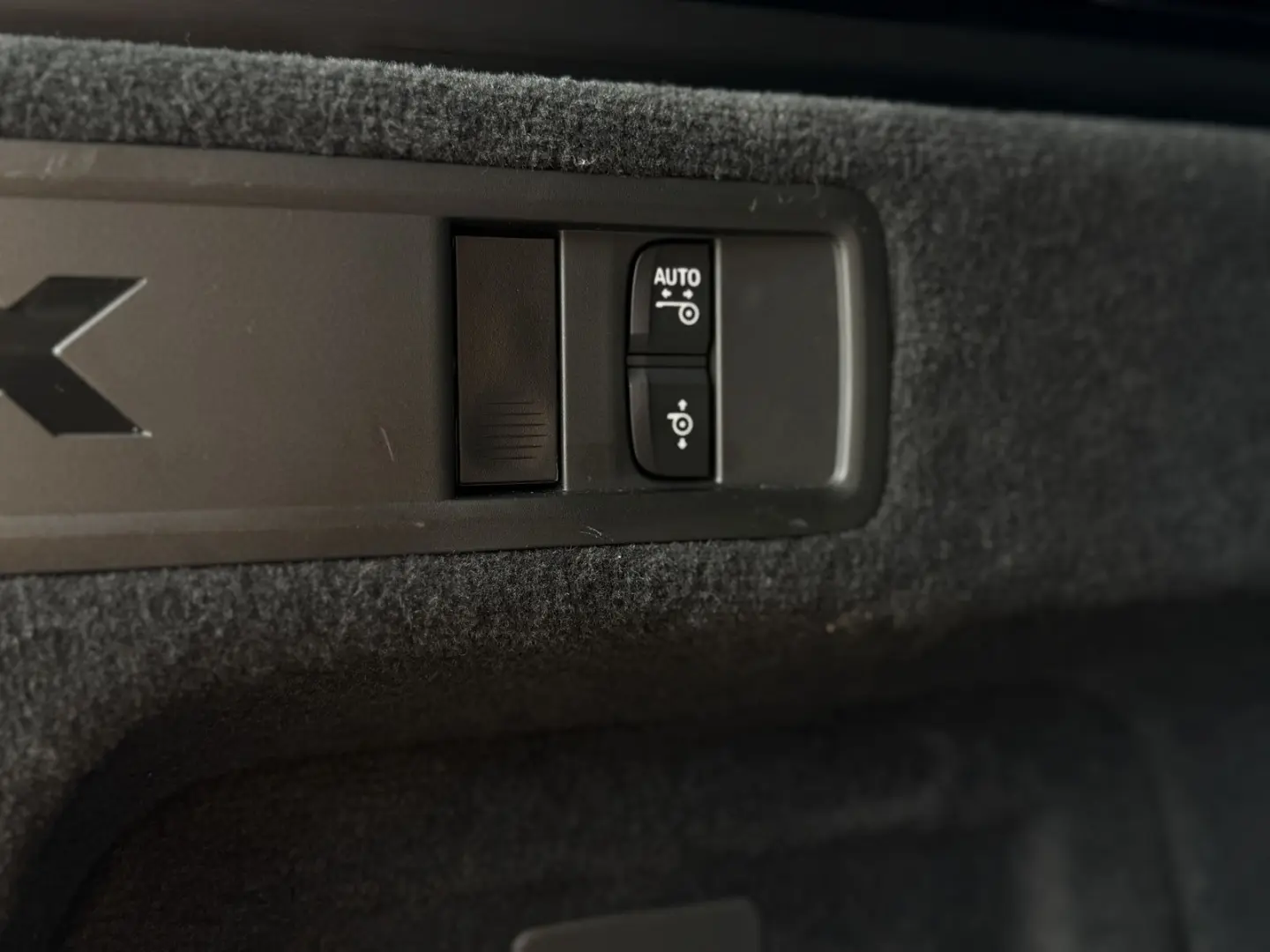 X5 40d xDrive M-SPORT LEDER Panorama 1. Hand