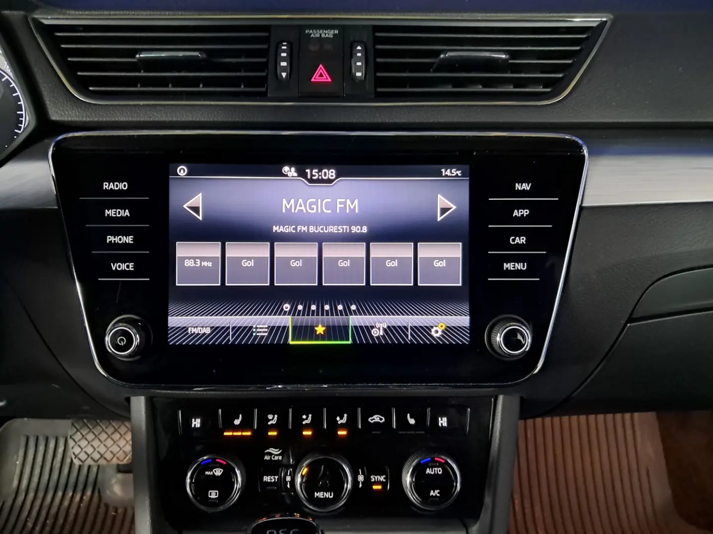 SKODA SUPERB AMBITION 1.5TSI DSG7