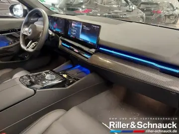 520 i M Sport AHK PANO HUD ACC MEM