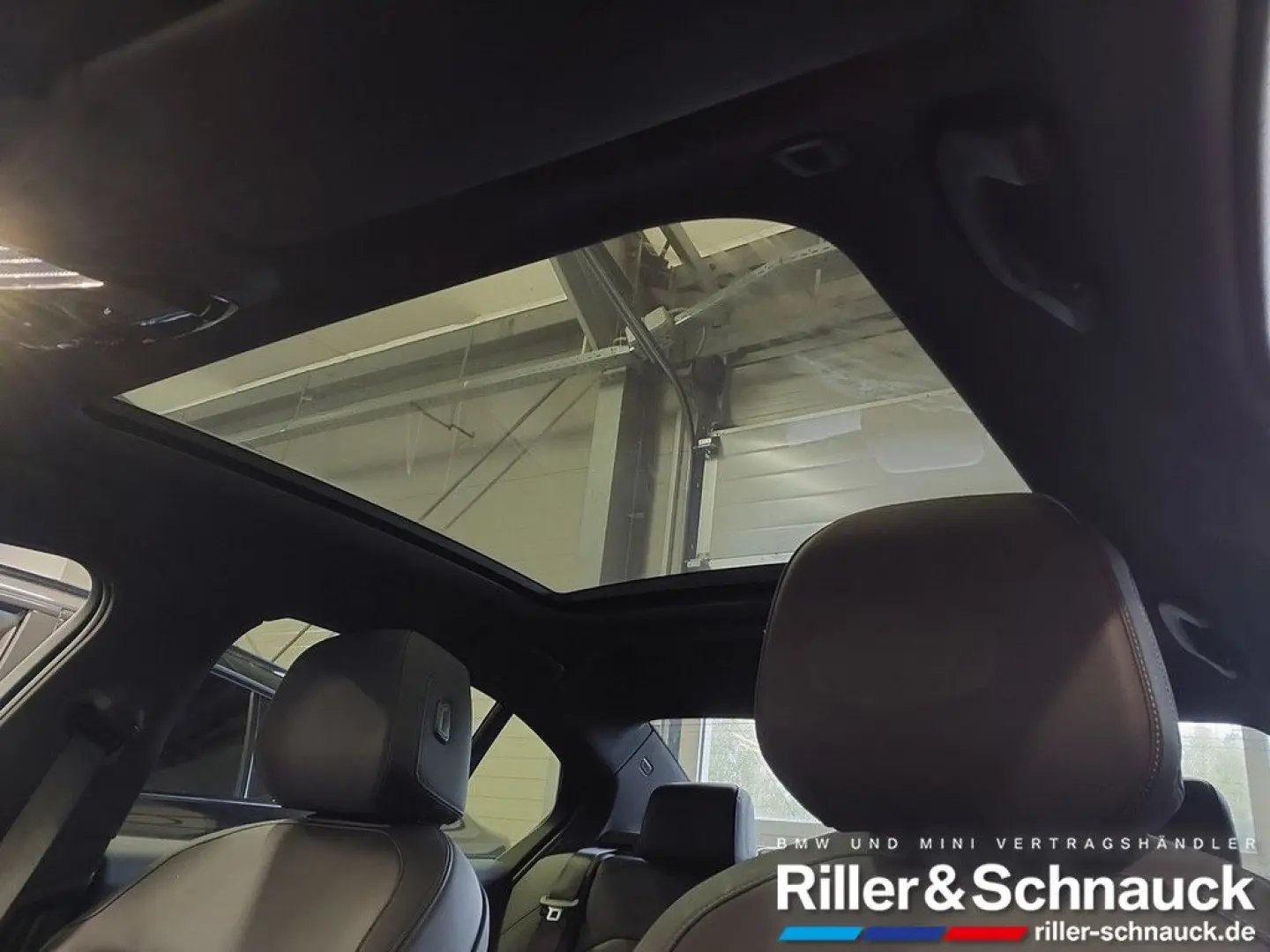 520 i M Sport AHK PANO HUD ACC MEM