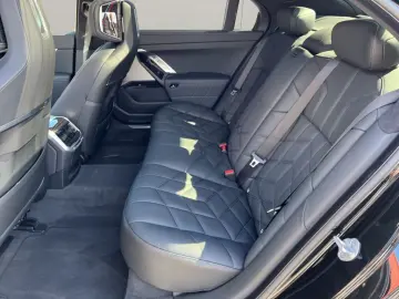 BMW 740d xDrive M-SPORTPAKET INNO KLIMA AKUSTIK