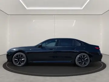 BMW 740d xDrive M-SPORTPAKET INNO KLIMA AKUSTIK