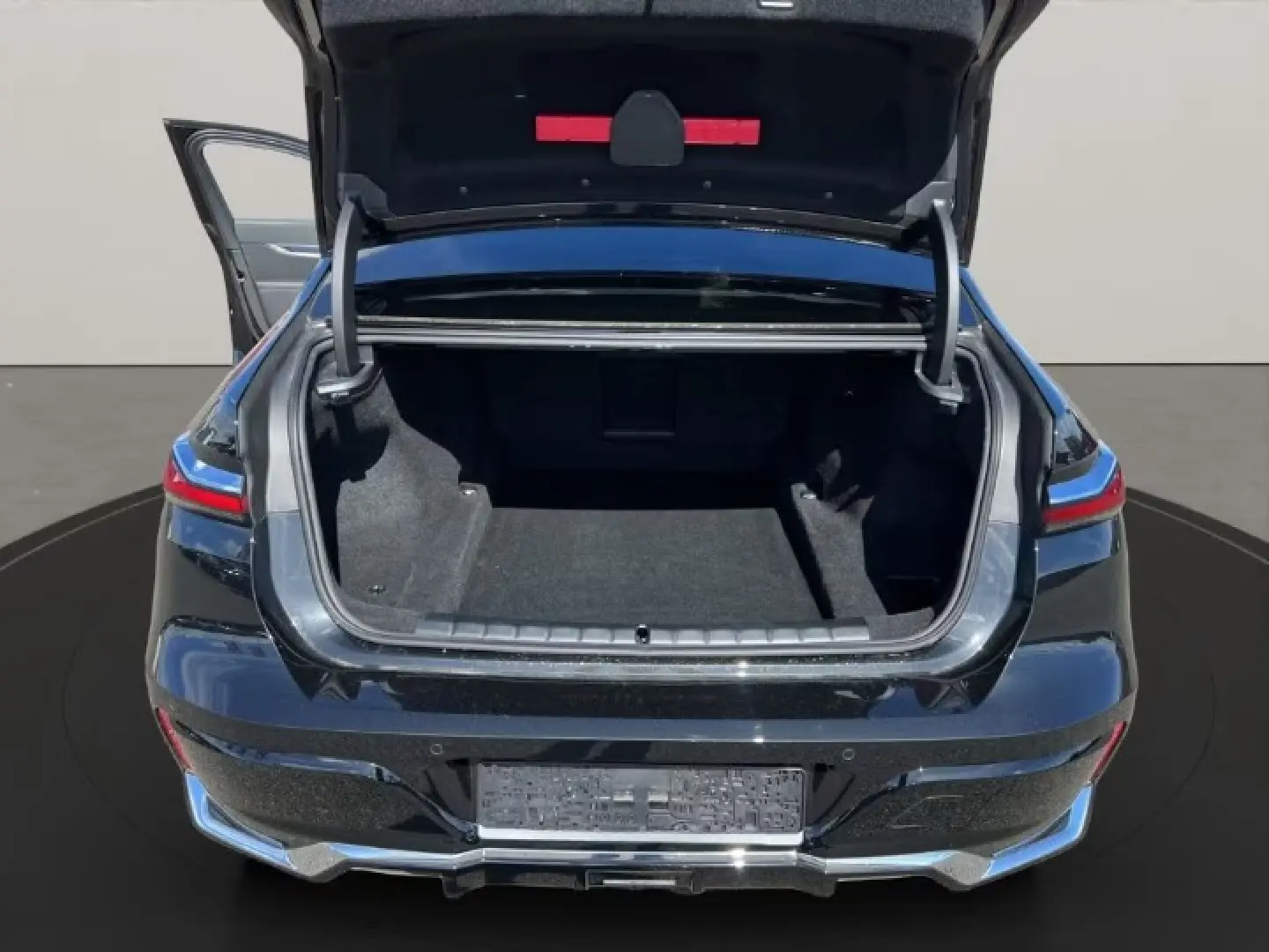 BMW 740d xDrive M-SPORTPAKET INNO KLIMA AKUSTIK