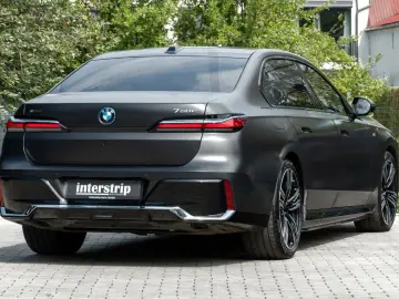 750e M SPORT.SKY.SOFTC.B&W.DR.ASS.360.INDIVIDUAL